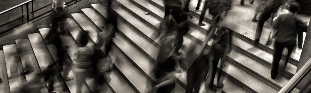 People in a lobby, photo by José Martín Ramírez C on Unsplash
